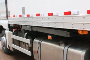 中國重汽 汕德卡SITRAK C7H重卡 480馬力 6X2 國五中置軸貨運車(ZZ5266ZKXV603HE1)