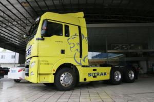 中國(guó)重汽 汕德卡SITRAK C7H重卡 540馬力 6X4 國(guó)五自動(dòng)擋牽引車(AMT手自一體)(高頂)(ZZ4256V324HE1B)