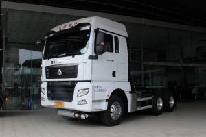 中國(guó)重汽 汕德卡SITRAK C7H重卡 440馬力 6X4 國(guó)五危險(xiǎn)品牽引車(ZZ4256V324HE1W)