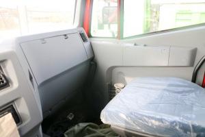 上汽紅巖 新金剛M500 390馬力 8X4 7.8米 國(guó)五 自卸車(CQ3316HXDG396L)