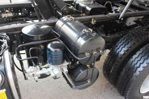 飛碟奧馳 X6系列 165馬力 4X2 4.2米 國五 自卸車(FD3046W63K5-1)