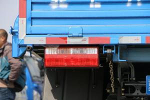 飛碟奧馳 X3系列 129馬力 4X2 4.13米 國五 自卸車(FD3043W63K5-1)
