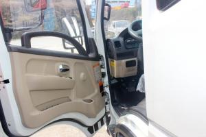 飛碟奧馳 A1系列 102馬力 3.9米 國(guó)五 排半廂式輕卡載貨車(FD5040XXYW16K5-2)