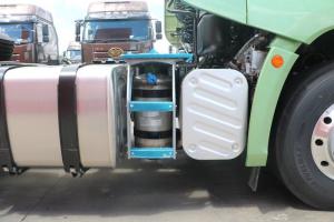 一汽解放 J7重卡 550馬力 6X4 國(guó)五 牽引車(富貴綠)(CA4250P77K25T1E5)