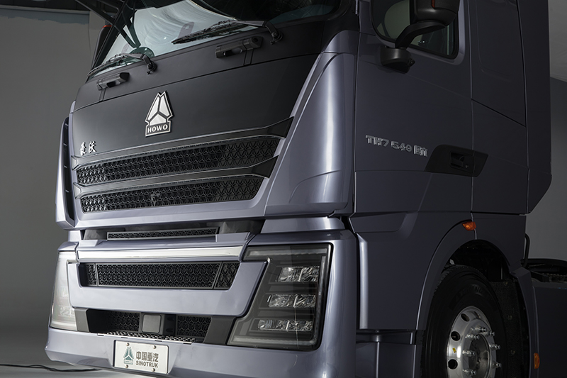 中國重汽 HOWO-TH7 重卡 460馬力 6×4 國五 牽引車（ZZ4257W324HE1B）