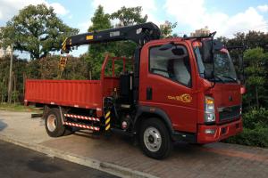 重汽HOWO輕卡 統(tǒng)帥 148馬力 4X2 3.5米 國(guó)五 隨車吊(ZZ5047JSQF341CE145)