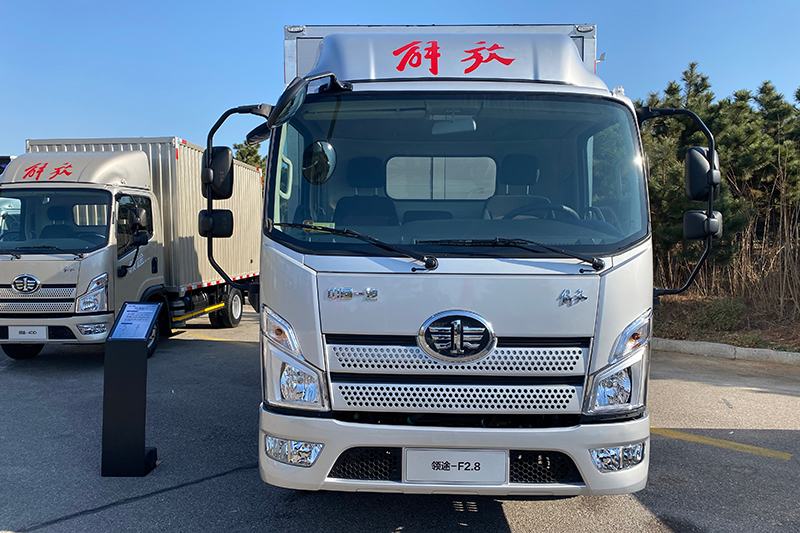 一汽解放輕卡 領(lǐng)途-ISF2.8 150馬力 4×2 國(guó)六 中體鋁合金廂式車(chē) 