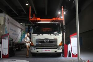 廣汽日野 700系列重卡 300馬力 6X2R 國五 轎運車底盤(平頂)(YC1200FR8JW5)
