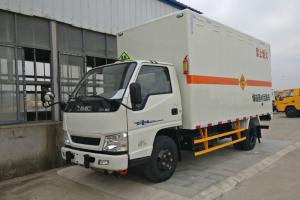 江鈴 順達(dá)窄體 116馬力 4X2 4.24米 國五 易燃液體廂式運(yùn)輸車(JMT5040XRYXGA2)