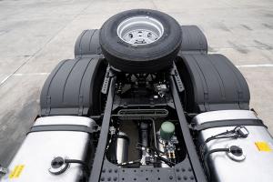 遠程汽車 甲醇重卡 316kw 6×4 國六 牽引車(DNC4250GM6) 低速版本（帶限速89km/h）