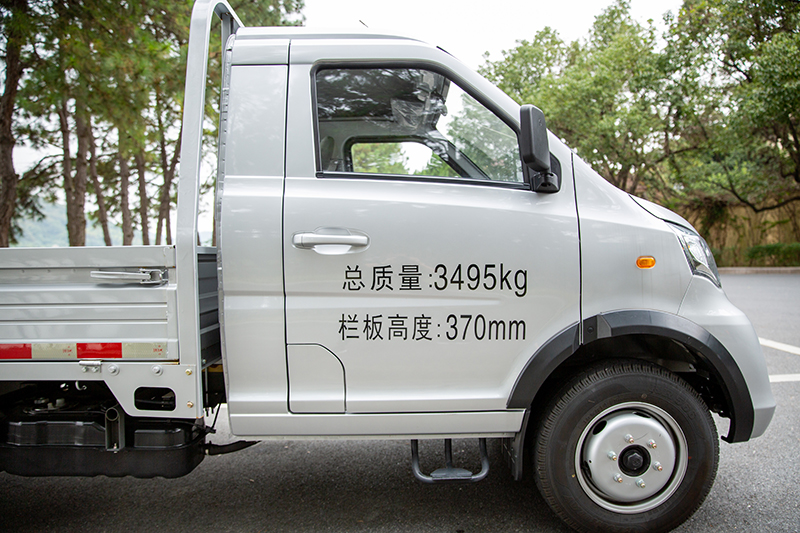 新龍馬汽車 啟騰N60 116馬力 4×2 國(guó)六 欄板載貨車 基本型（FJ1030BAC2）