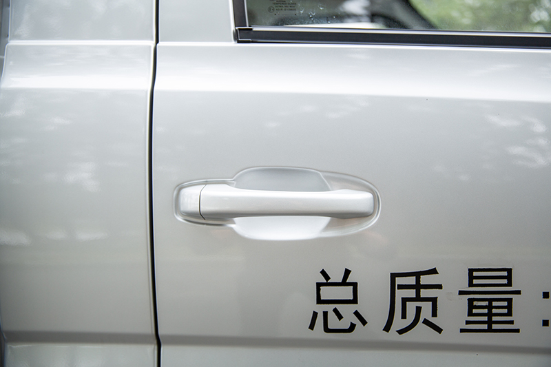 新龍馬汽車 啟騰N60 116馬力 4×2 國(guó)六 欄板載貨車 基本型（FJ1030BAC2）