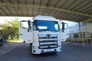 廣汽日野 700至臻大馬力 560馬力 6×4 國六 牽引車（YC4250SSZZK6） 