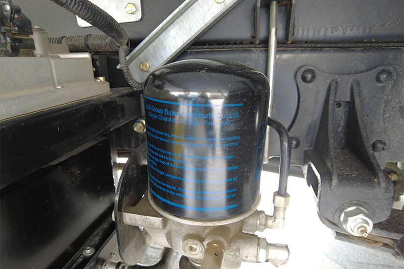 飛碟 HW5 150馬力+65kW 單排插電式混合動(dòng)力廂式輕卡17.5kWh 