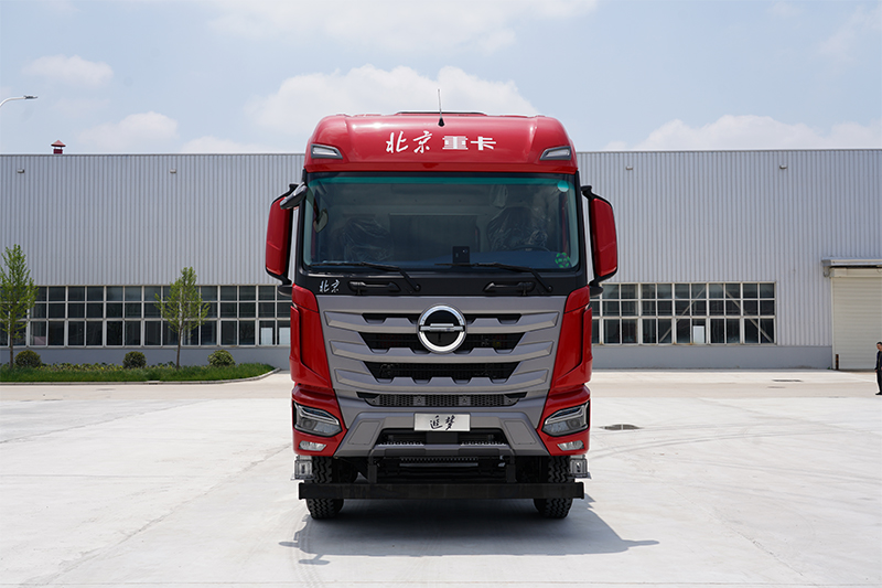 北汽重卡 追夢(mèng) 440馬力 8×4 國(guó)六 8.4米 砂石料自卸車（BJ3310D6DP-03）