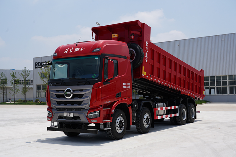 北汽重卡 追夢(mèng) 440馬力 8×4 國(guó)六 8.4米 砂石料自卸車（BJ3310D6DP-03）