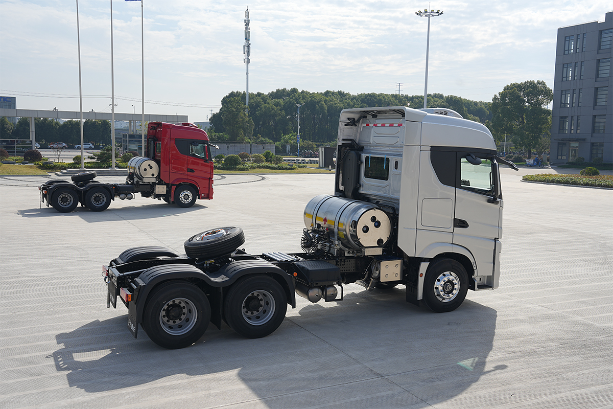 北京重卡 追夢 500馬力 6×4 國六 LNG 牽引車 砂石料運輸版（BJ4250G6CP）