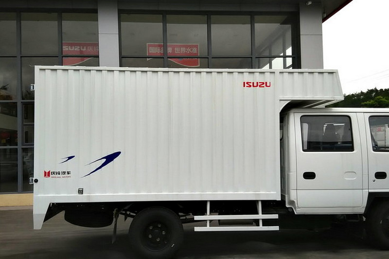 慶鈴 五十鈴100P 98馬力 2.2米 國(guó)四 雙排廂式輕卡(QL5040XXY3EWR2)