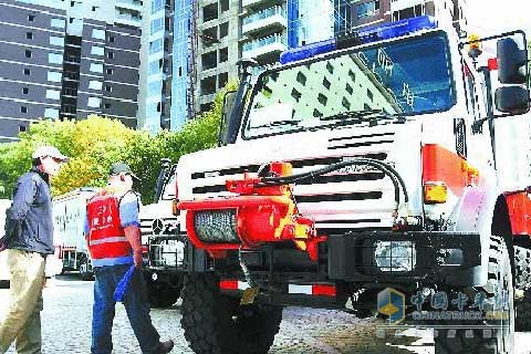 越野消防車