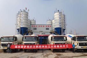 福田雷薩泵車助力武漢鸚鵡洲長江大橋建設(shè)