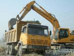 陜汽自卸車(chē)走俏西安城鐵建設(shè)