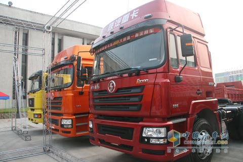陜汽卡車亮相太原卡車展