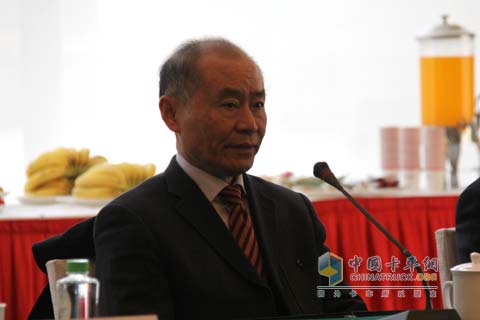 江淮董事長(zhǎng)左延安親臨會(huì)場(chǎng)