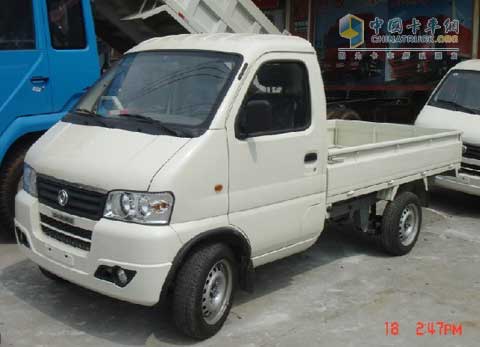 去年發(fā)布的俊風(fēng)微型車