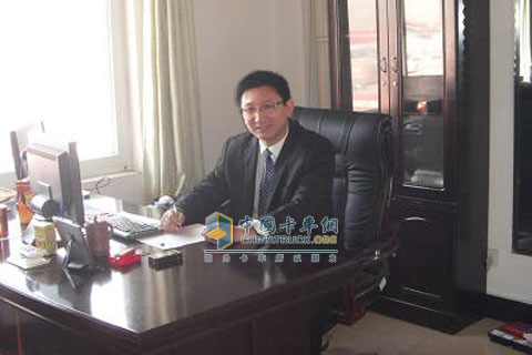 冀東遷安霸龍服務(wù)站站長崔向利