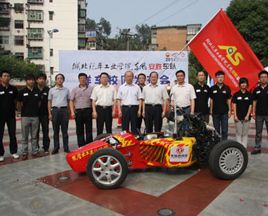 東風(fēng)商用車獨家冠名全國FSAE大賽湖北汽院車隊