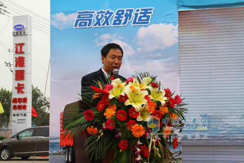 商用車重卡營銷公司副總經(jīng)理夏雷
