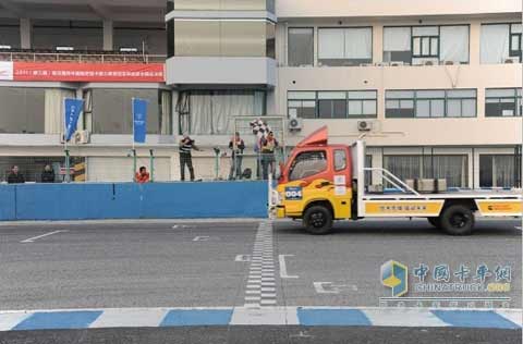 奧鈴CTX康明斯動力賽車沖線瞬間