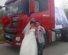 歐曼GTL做婚車(chē) 85后新人別出心裁
