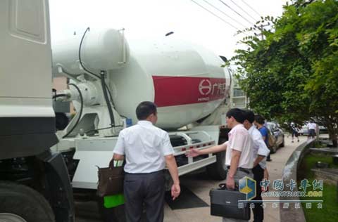 廣汽日野8*4車