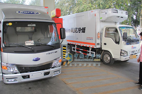 測試前開瑞綠卡與慶鈴600P在同一加油機加滿油